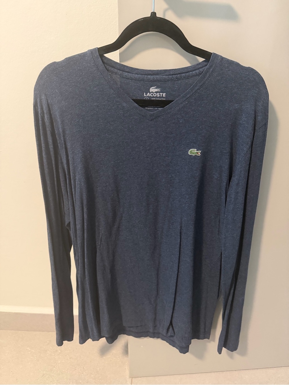 Lacoste Men's Navy V-Neck Long Sleeve Shirt Size 5